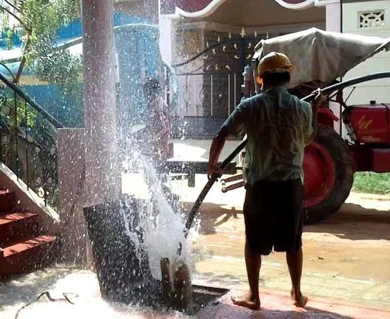 Borewell Cleaning